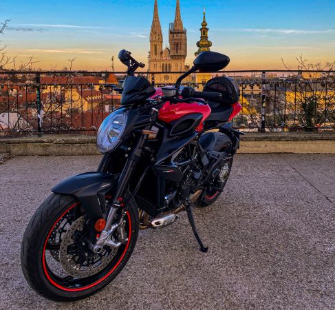 kristian brutale 800